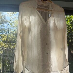GRAHAM & SPENCER ButtonDown shirt. Sheer, 100% silk. medium ** check description